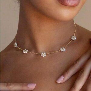 Pearl flower necklace N1026